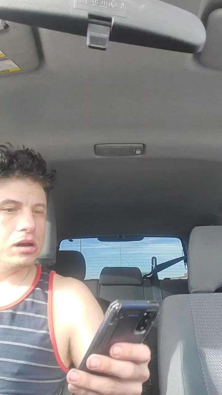 44Alexthebard44 on Cam4 