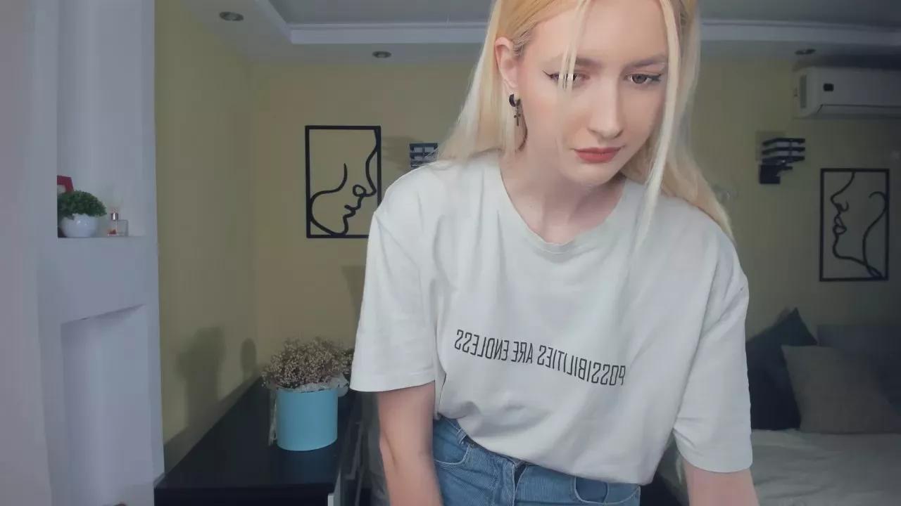 AccaAldridge on Cam4 