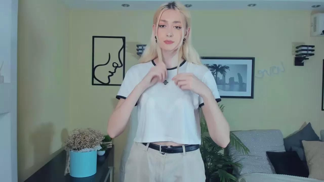 AccaAldridge on Cam4 