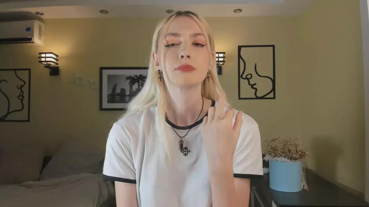 AccaAldridge on Cam4 