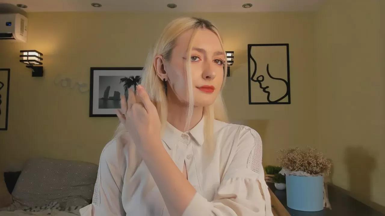 AccaAldridge on Cam4 