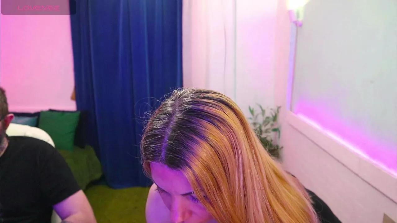 AlisaAleks — Freechat on Cam4