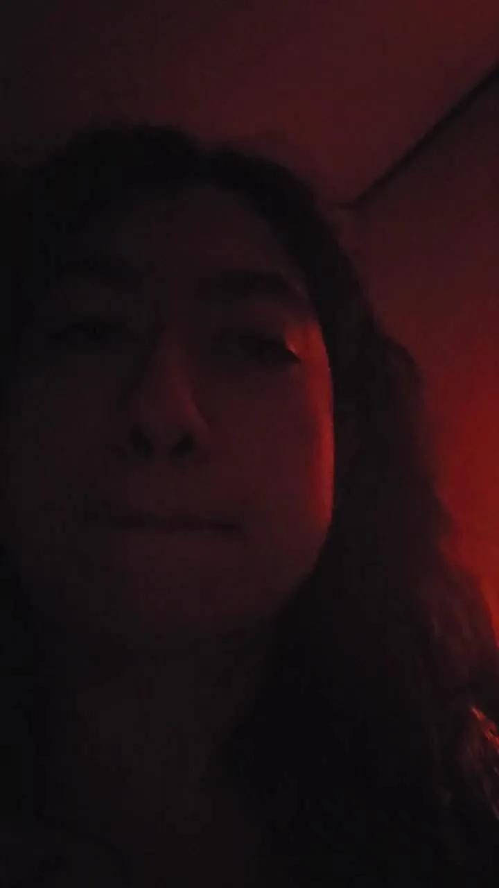 Amandalee020 — Freechat on Cam4