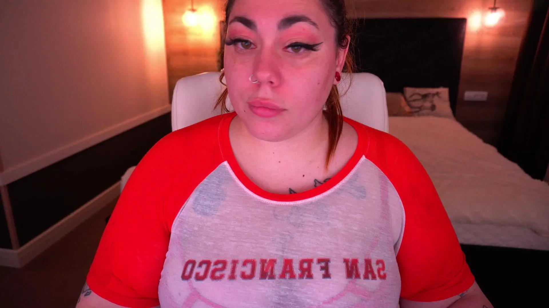 AmazonkaStar on Cam4 