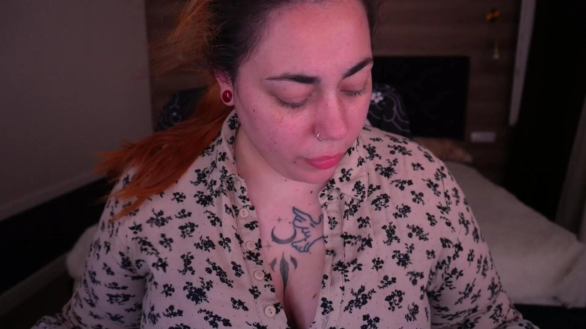 AmazonkaStar on Cam4 