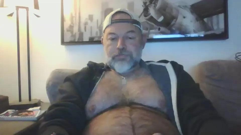 bear70s on Cam4