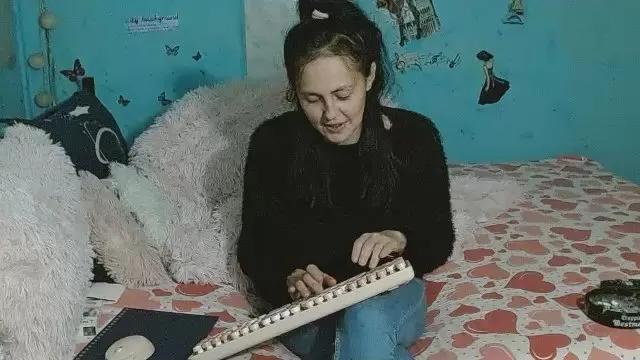 brightneeammy —  #schoolgirl #C2C #striptease