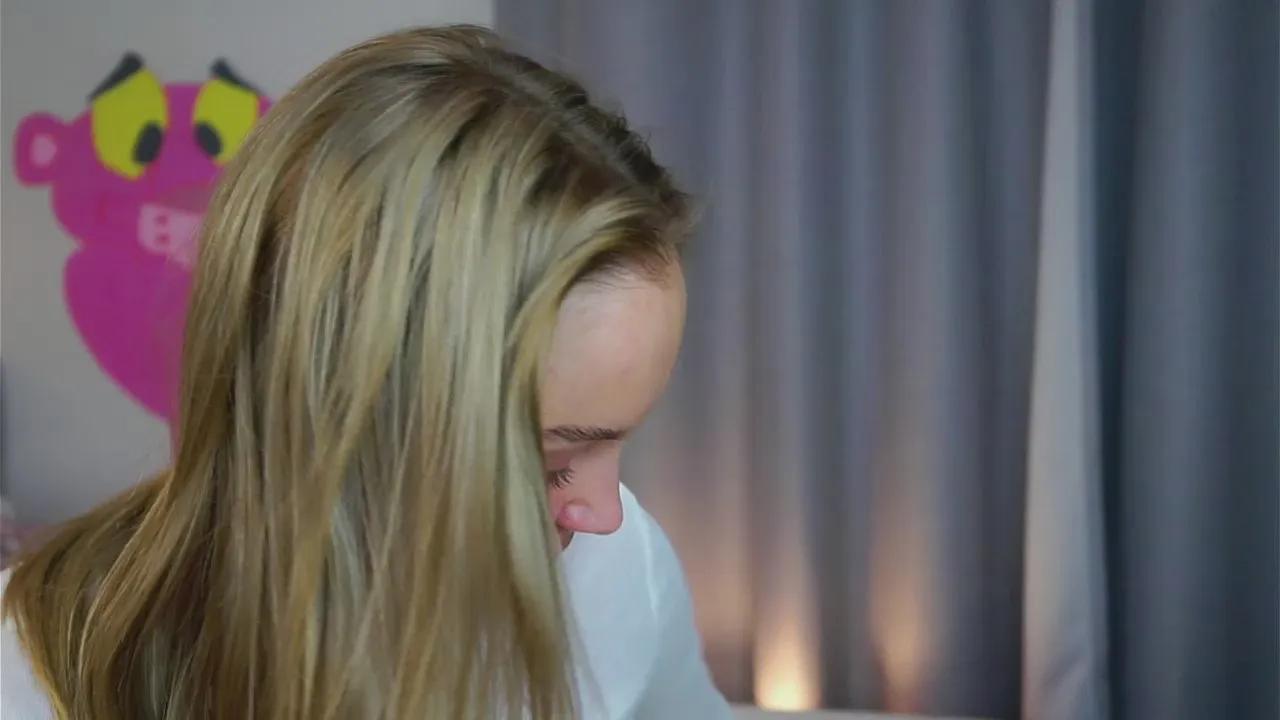 DominoDarnell — Freechat on Cam4