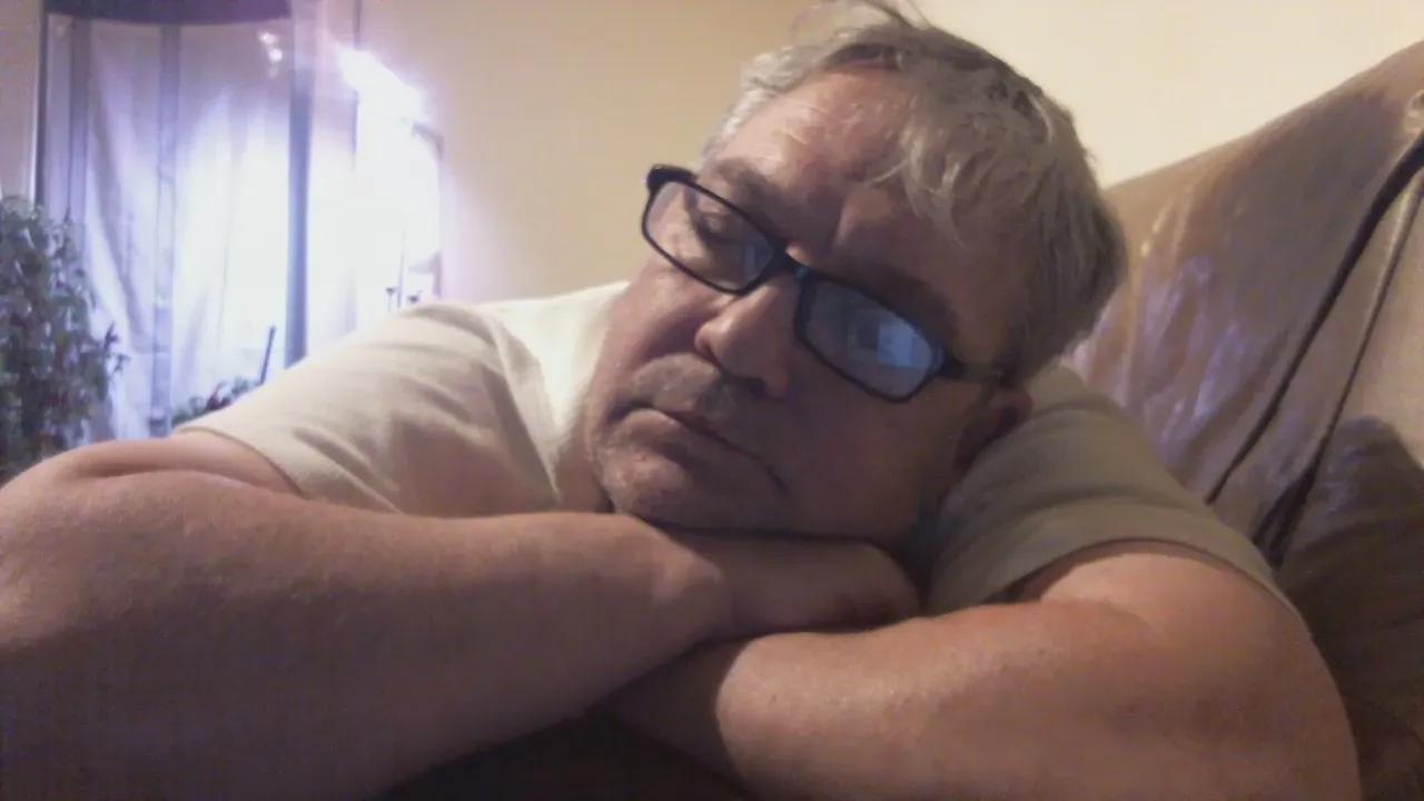 edu2001 — Freechat on Cam4