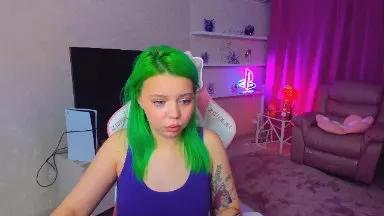 EnergyBunny_1 on Cam4 