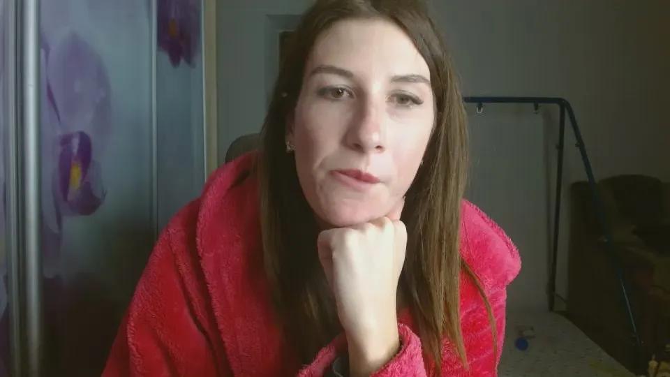 Evelyn_21_m on Cam4 