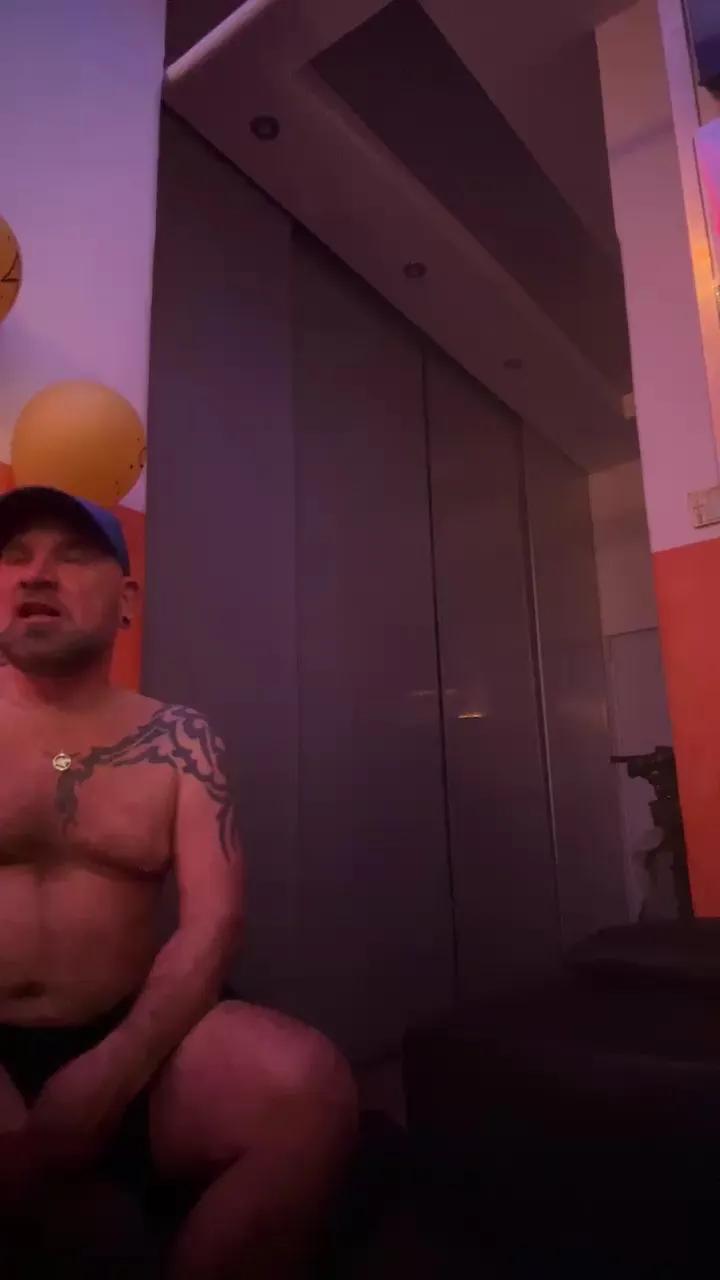 Flash24HH — Freechat on Cam4