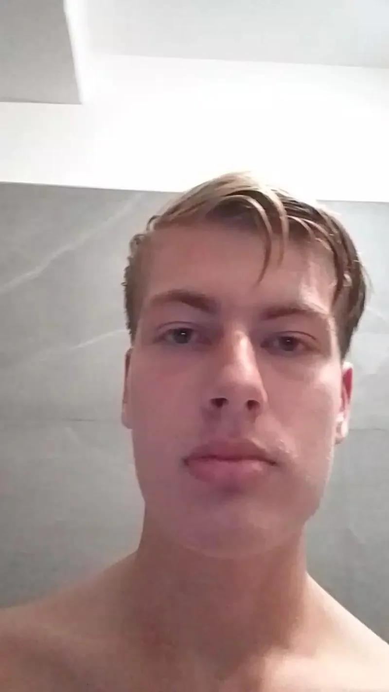 Franlol8 — Freechat on Cam4