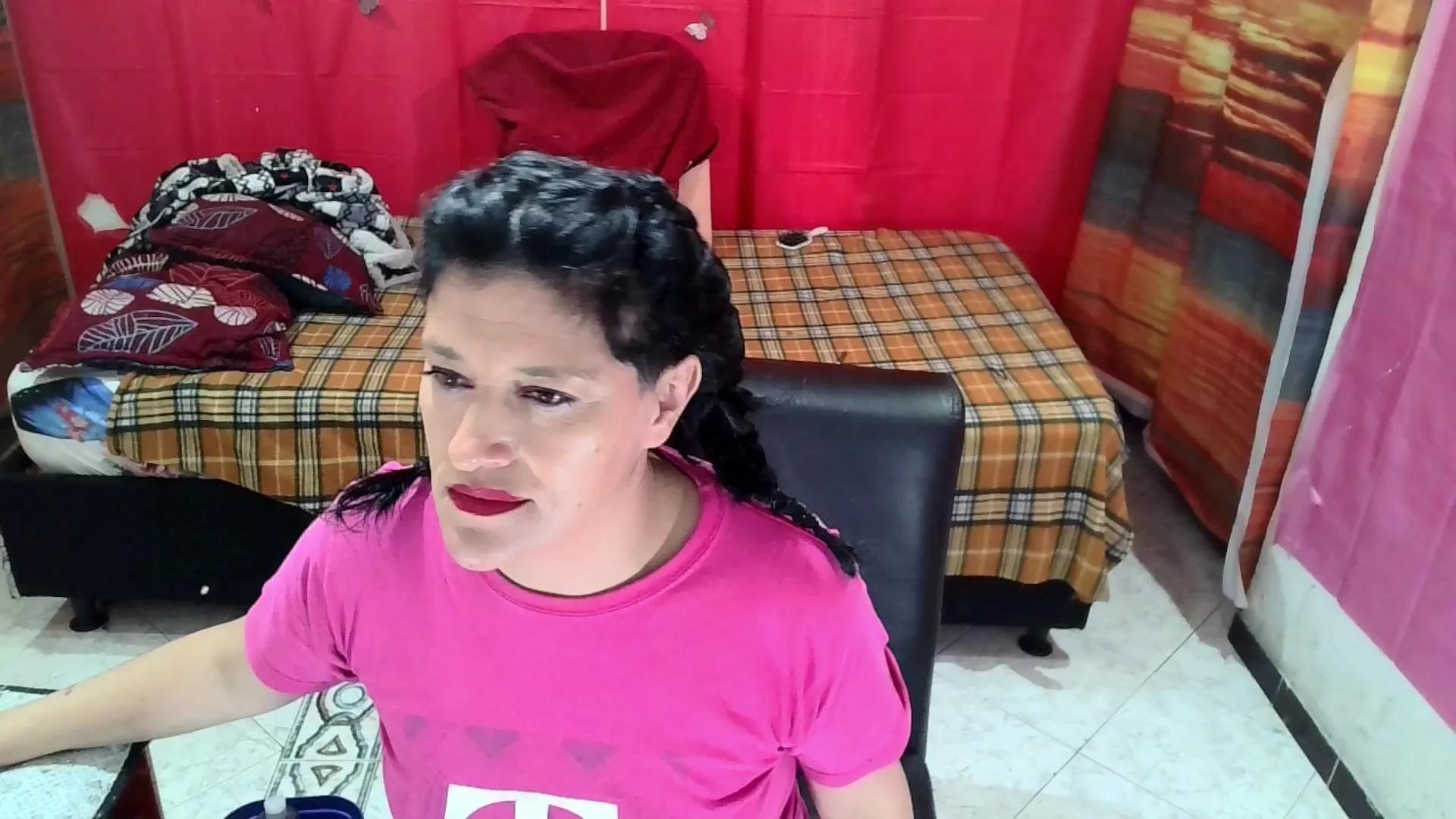 Kimmysander1 —  #squirt #masturbation #anal #fisting #deepthroat #natural #naughty