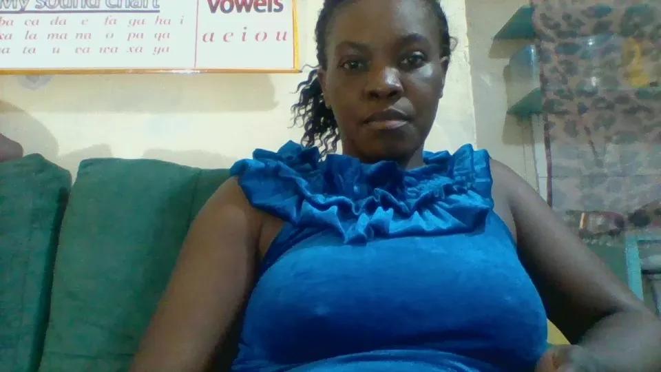 Kinkydiva1 —  #cum #pee #blowjob #taboo #fisting #anal #lesbian