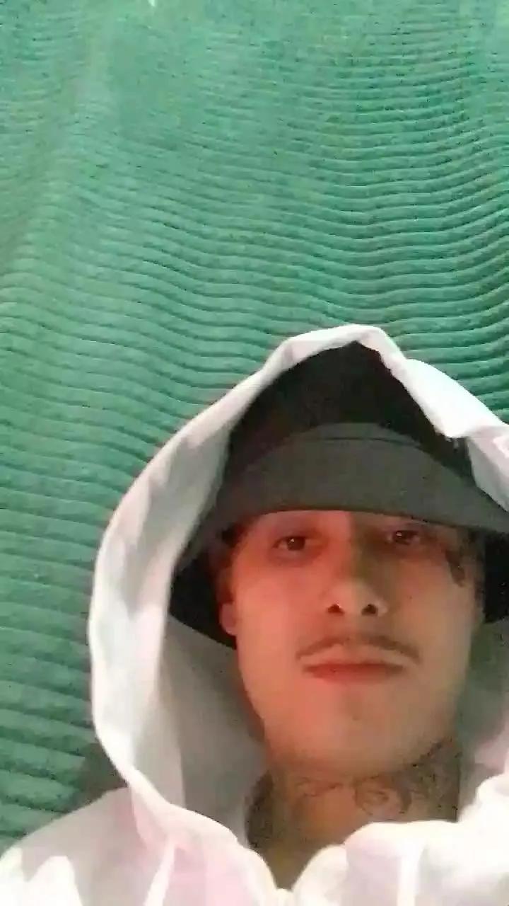 lipepauzudo5 — Freechat on Cam4