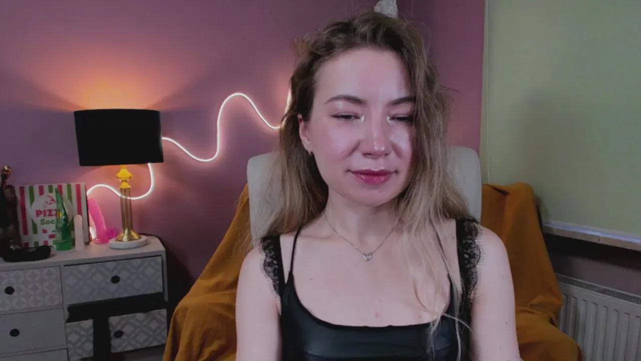 miax_desire — Freechat on Cam4