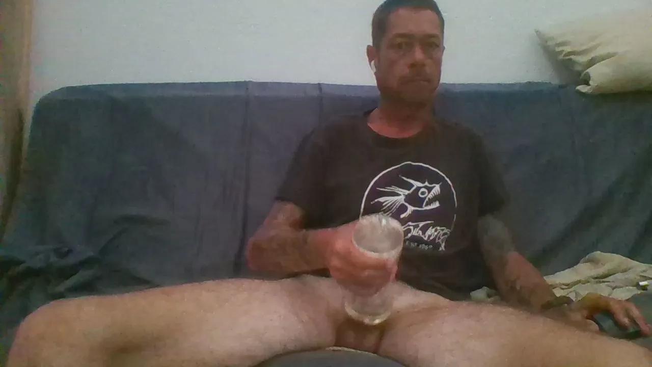 miky334 on Cam4
