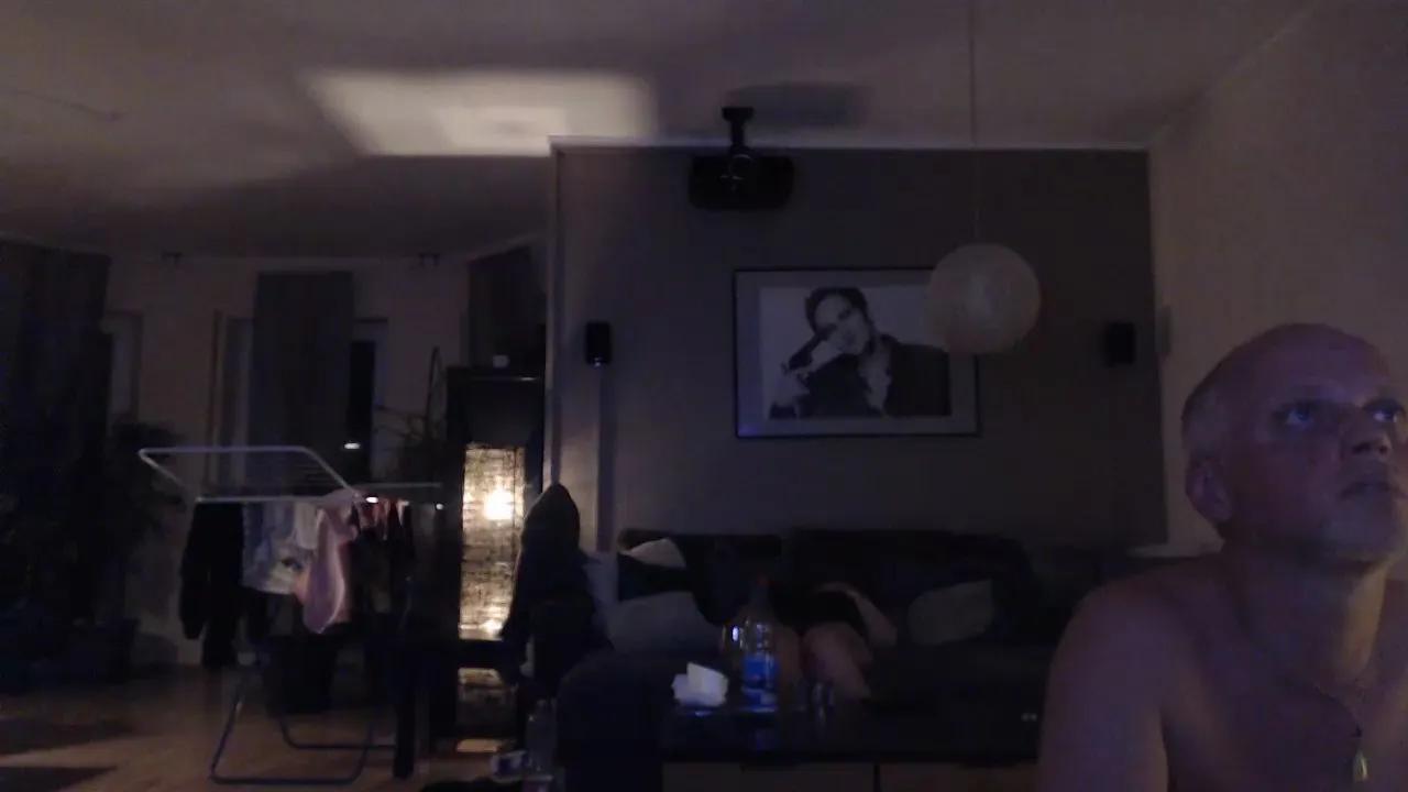 mundm3 — Freechat on Cam4