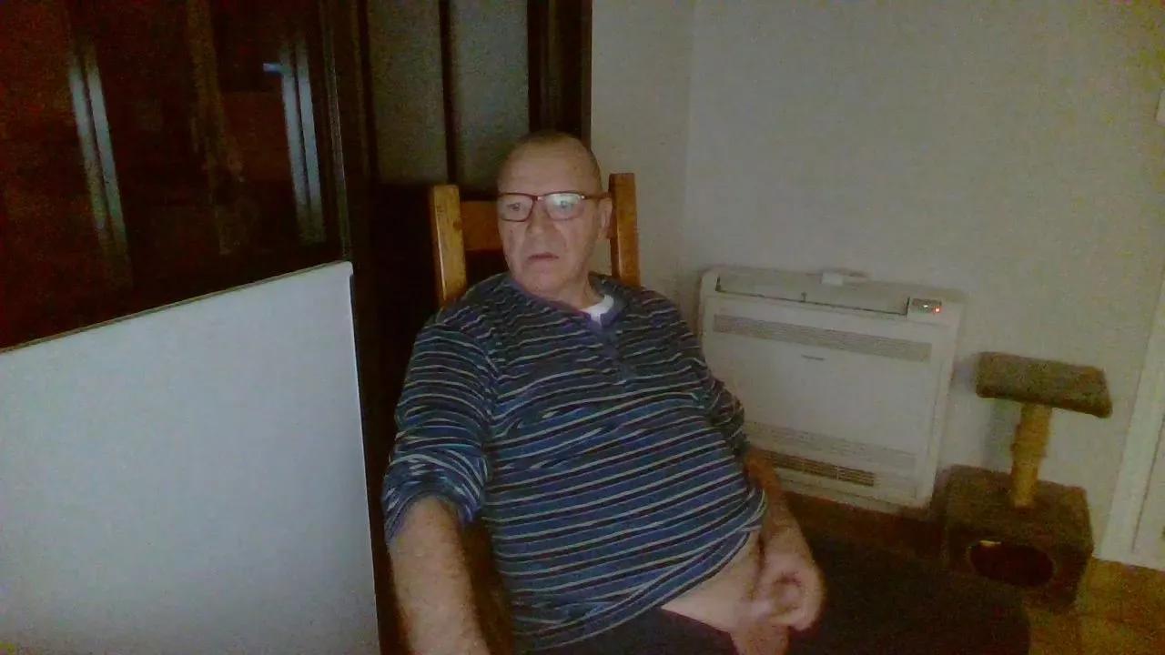 Cam4 page5911826 is Freechat page5911826 — Freechat on Cam4