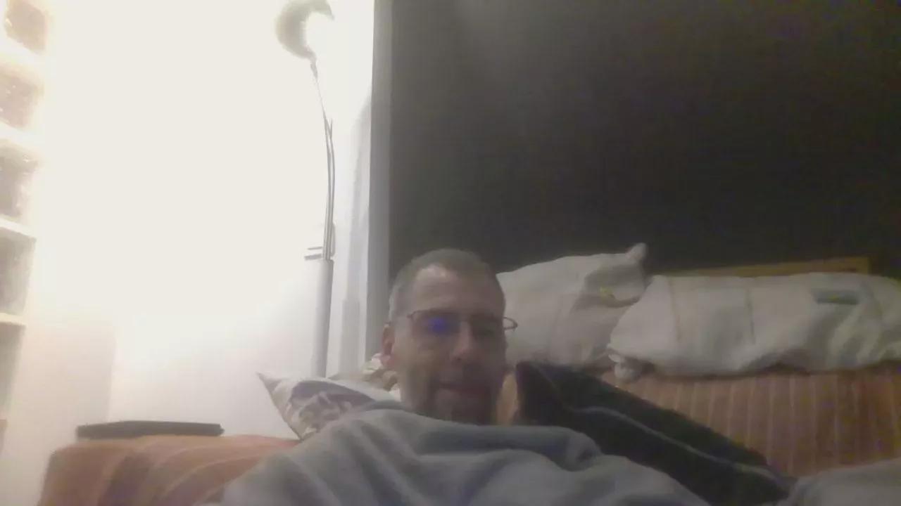 ptitcanard75 on Cam4 