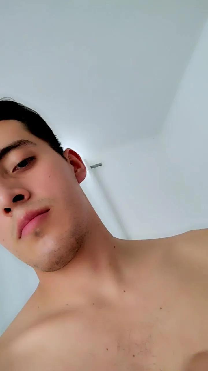 Regiohot24_ — Freechat on Cam4