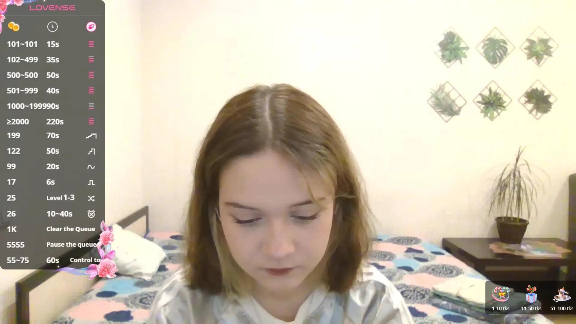 RemonaBoulton —  #C2C #spanking #amateur #striptease #ass #schoolgirl #cute