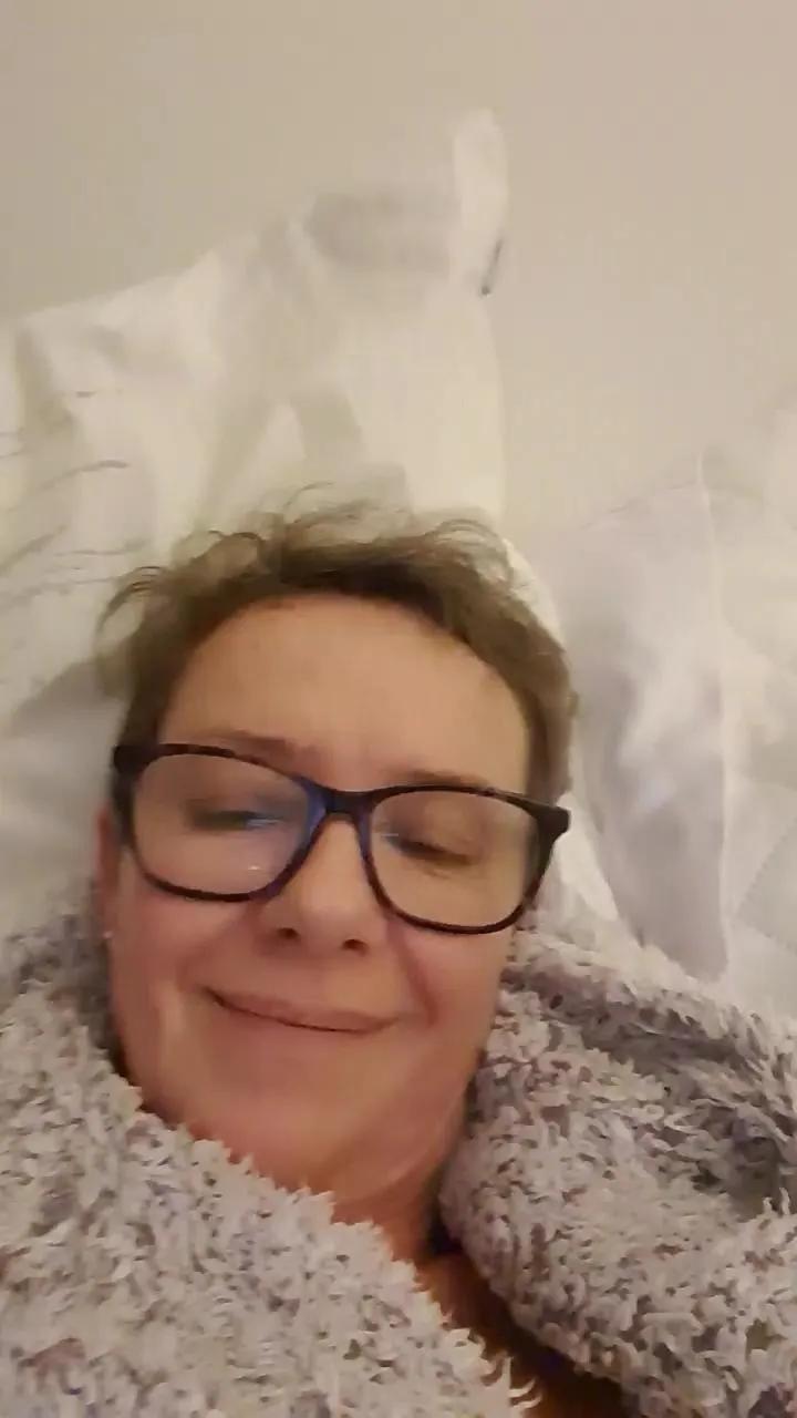 RenMmmm — Freechat on Cam4