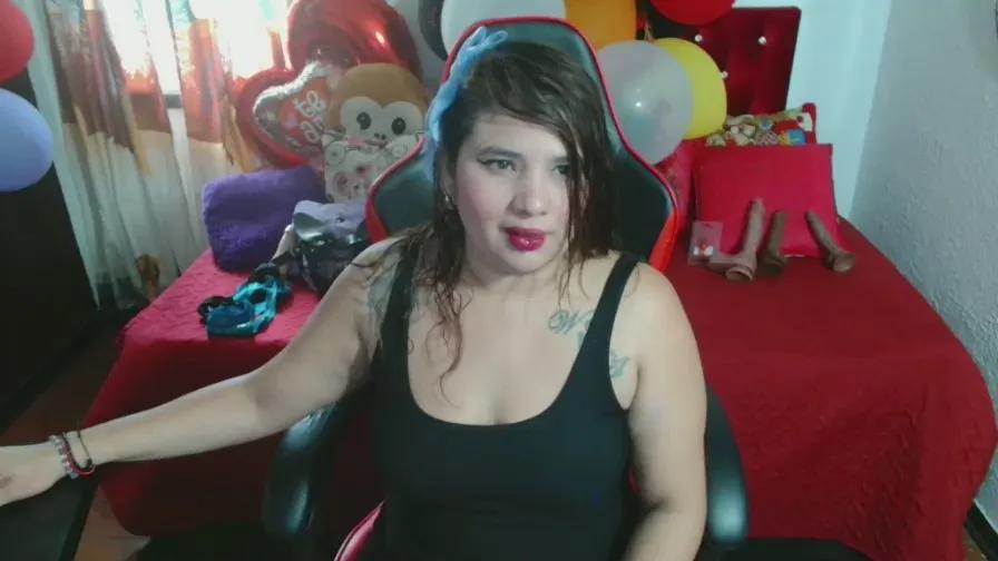 Cam4 Rous_kinky is Freechat Rous_kinky — #pornstar #spanking #feet #smoke #masturbation #squirt #bigass