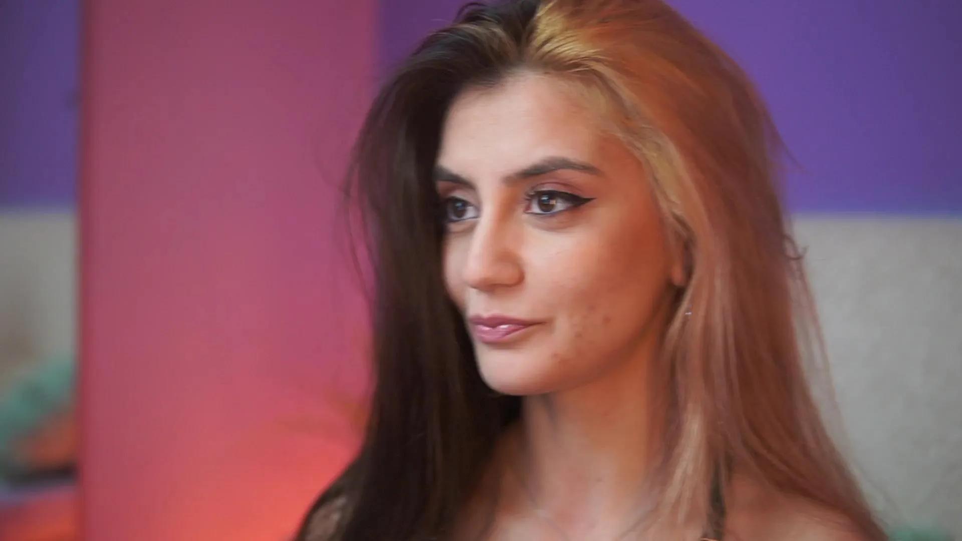 SabrinaHope — Freechat on Cam4