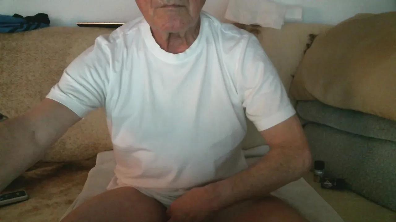 schluckerbw — Freechat on Cam4