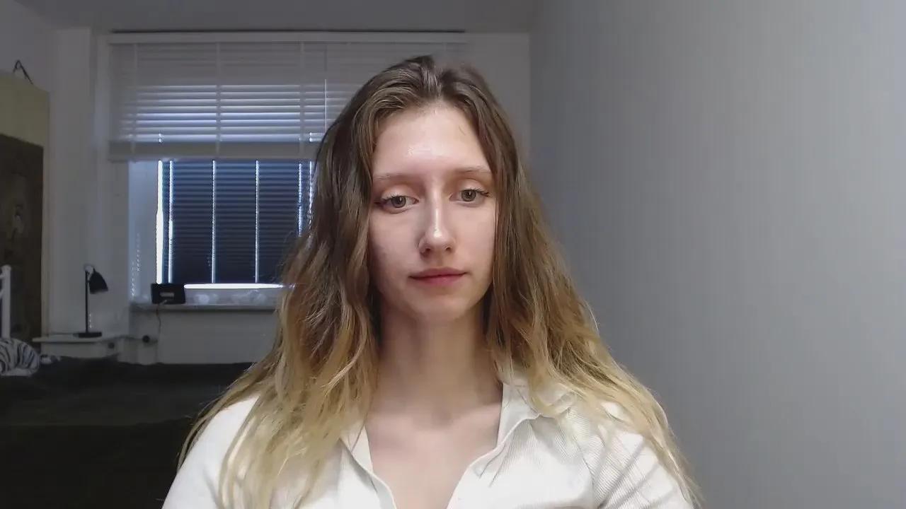 sensual_Luna on Cam4 