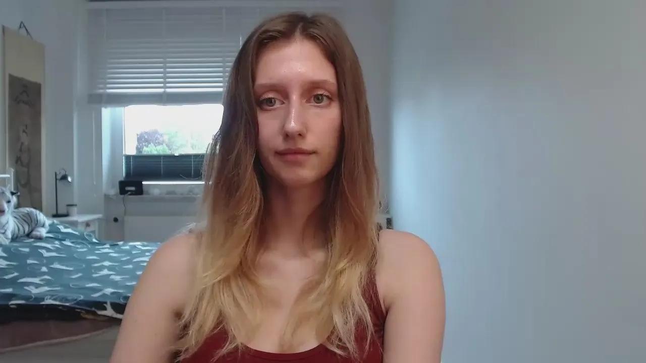 sensual_Luna on Cam4 