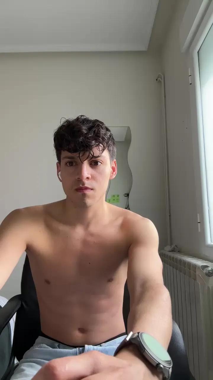 Cam4 Shyboy911 is Freechat Shyboy911 — Freechat on Cam4