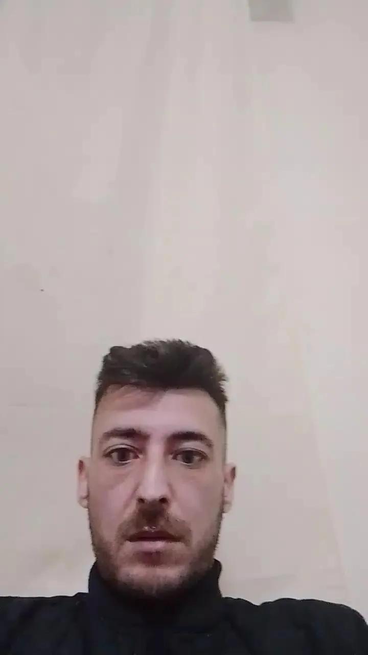 Xulazo_ — Freechat on Cam4