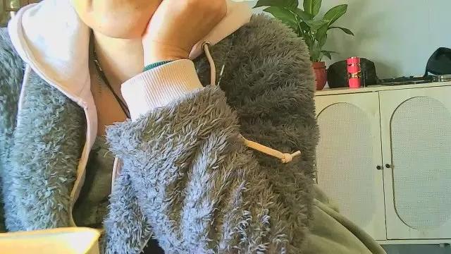 zaidapink —  #armpits #ass #fendom #bdsm #pee #feet #smoke