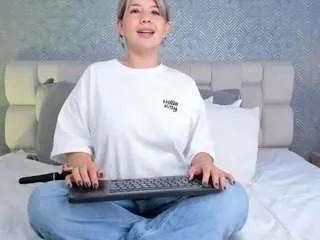 ah-mara — REMOVE SOCKS  [Multi Goal]