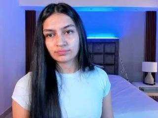 aida-jones on CamSoda 