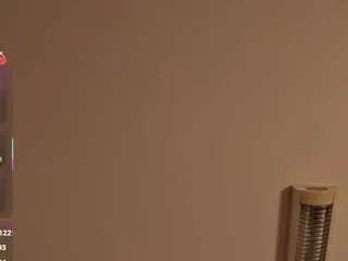 aida-jones on CamSoda 