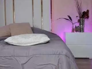 alexandraa-gomez — Bent over MILF... ready for deep ANAL fun    GOAL: ANAL FINGERING TEASE [35 tokens remaining]