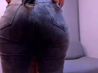 alishapalmer — This ass gives orders now. You obey. Understood? [500 tokens remaining]