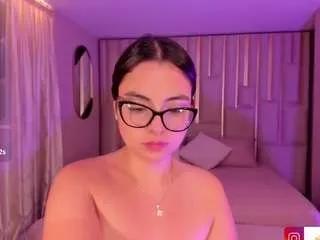 allisonrogersx — Tell me your fantasies... maybe I can make them come true.    // GOAL: Fingering pussy //  IG: Allisonrogers63 [395 tokens remaining]