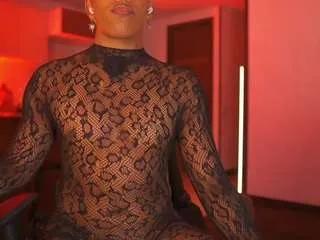 amber-raus on CamSoda