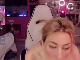 annie1ann on CamSoda 