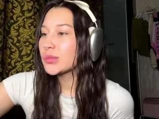 aurorathomas — Slapp my juicy ass few times ^^ [111 tokens remaining]