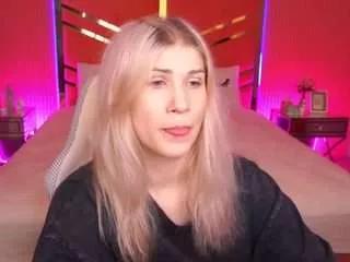 cassandragood on CamSoda 