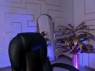 christinavieri — Rip my panties! I'm ready for you to fuck me  // Goal: Deepthroat + fingering IG: miafarreell [255 tokens remaining]