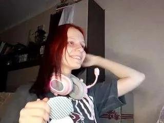 deadrahodkinson — GOAL: just a smile for you.. Hey, i'm Gina,my first day here, let's chat;) [25 tokens remaining]
