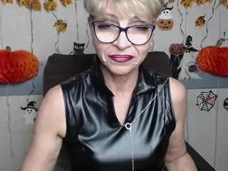 ellabonito on CamSoda 