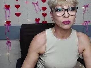 ellabonito on CamSoda 